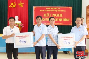 'Đoàn đại biểu Quốc hội tỉnh tiếp xúc cử tri tại huyện Quỳnh Nhai