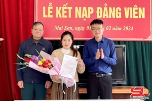'Phát triển đảng viên ở Đảng bộ huyện Mai Sơn