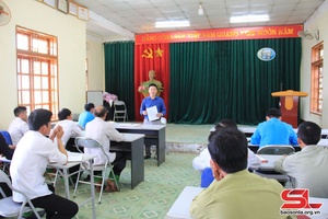 Đảng bộ huyện Mường La chú trọng thành lập chi ủy ở các chi bộ bản