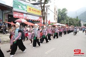 Mộc Châu - Tiếng gọi mùa yêu