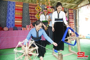 'Bảo tồn giá trị văn hóa truyền thống đồng bào dân tộc Thái ở Phù Yên