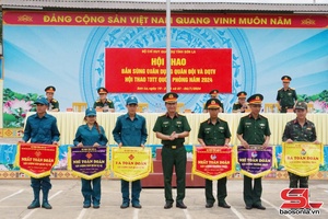 Xây dựng lực lượng dân quân tự vệ vững mạnh, rộng khắp