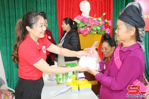 Chăm sóc người cao tuổi sống vui, sống khỏe, sống hạnh phúc