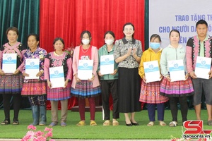 'Mộc Châu phát triển người tham gia BHXH, BHYT