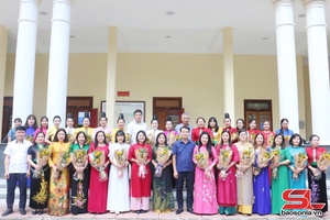 Quan tâm, xây dựng đội ngũ cán bộ nữ