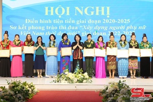 'Chi hội trưởng phụ nữ tiêu biểu