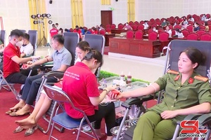 'Lan tỏa phong trào hiến máu tình nguyện