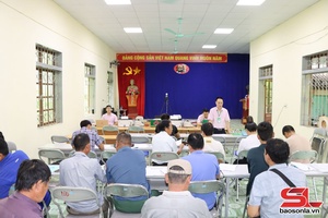 'Đảng bộ Chi nhánh Ngân hàng CSXH tỉnh học tập và làm theo Bác