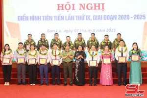 'Phát huy sức mạnh toàn dân bảo vệ an ninh Tổ quốc