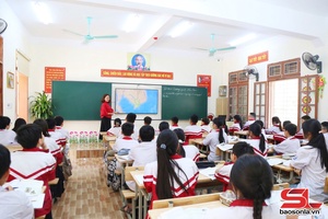 'Mùa thu em đếm trường