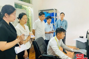 Hướng đến nền hành chính hiện đại, phục vụ
