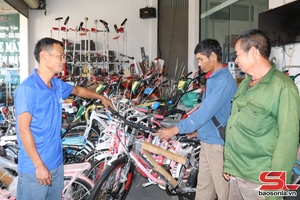 'Tà Hộc phát triển thương mại, dịch vụ đa dạng
