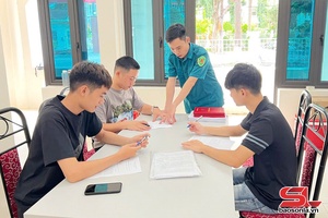 'Tuổi trẻ Sông Mã tình nguyện nhập ngũ
