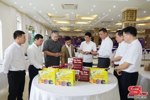 'Từ nông nghiệp tự cung, tự cấp đến sản xuất hàng hóa