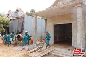 'Dựng xây những mái ấm nghĩa tình