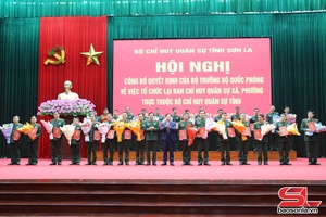 'Xây dựng nền quốc phòng toàn dân, an ninh nhân dân vững chắc