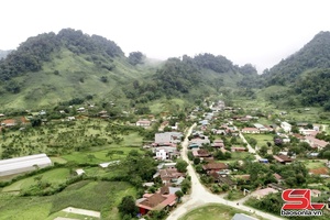 'Về vùng quê cách mạng Mường Bang