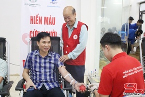 'Kết nối những tấm lòng nhân ái trong hoạt động nhân đạo