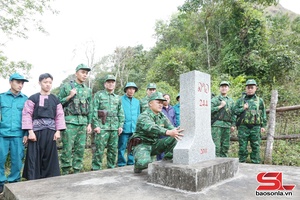 'Mô hình tổ tự quản đường biên cột mốc ở Lóng Phiêng