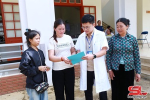 'Nâng cao chất lượng chăm sóc sức khỏe người dân