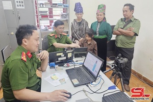 'Co Mạ giữ bình yên từ cơ sở
