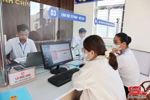 'Hướng đến giải quyết TTHC “không phải xếp hàng”