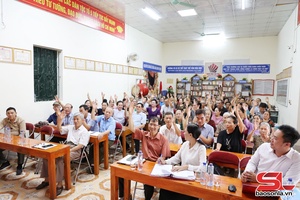 'Tạo đồng thuận trong sắp xếp bản, tiểu khu, tổ dân phố