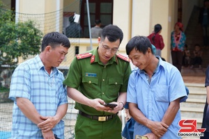 'Lan tỏa “Bình dân học vụ số” ở các xã vùng cao
