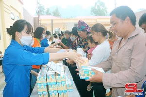 Chương trình “Gian hàng 0 đồng” kết nối sẻ chia - trao yêu thương