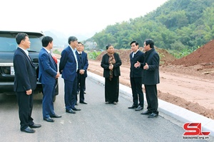 Đồng chí Bí thư Tỉnh ủy kiểm tra tiến độ thi công một số dự án trên địa bàn 