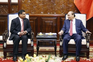 Chủ tịch nước tiếp các Đại sứ Sri Lanka và Campuchia