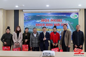 Hội nghị khách hàng Công ty cổ phần phân bón Sông Lam Tây Bắc