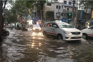 Trung Bộ, Tây Nguyên và Nam Bộ mưa lớn diện rộng