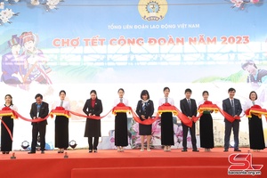 Chợ Tết công đoàn năm 2023