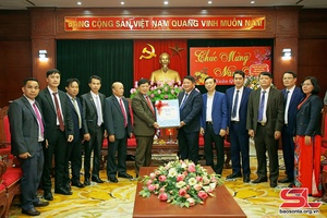 Đoàn đại biểu tỉnh Hủa Phăn thăm, chúc tết tỉnh Sơn La
