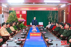 Bí thư Thành ủy thăm, chúc Tết Công an thành phố Sơn La