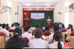 Bồi dưỡng cảm tình Đoàn cho 97 thanh thiếu niên
