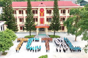 Kỷ niệm 60 năm Ngày truyền thống Trường Chính trị tỉnh Sơn La (20/12/1962-20/12/2022): Phát huy tinh thần đoàn kết, thực hiện tốt công tác đào tạo, bồi dưỡng cán bộ của tỉnh