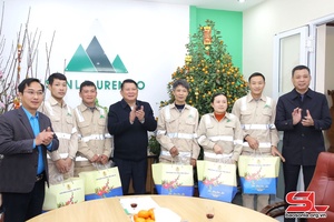 Đồng chí Phó Bí thư Thường trực Tỉnh ủy thăm, chúc tết các đơn vị