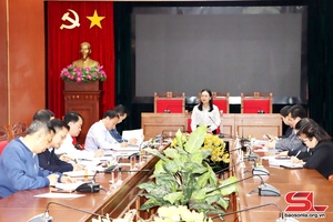 Đồng chí Trưởng ban Tuyên giáo Tỉnh ủy làm việc tại huyện Thuận Châu