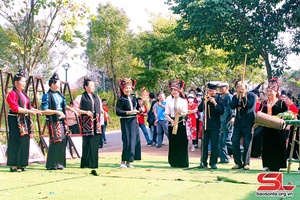 Trải nghiệm không gian văn hóa Thái tại Ngày hội "Sắc xuân trên mọi miền Tổ quốc" 