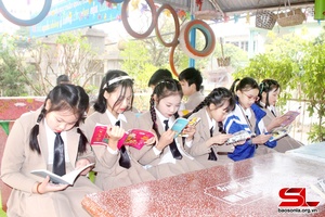 “Ngày hội đọc sách” tại Trường Tiểu học Trần Quốc Toản 
