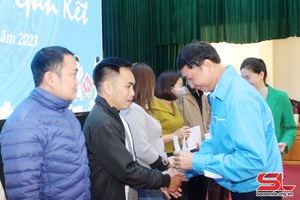 Điểm tựa vững chắc cho đoàn viên, người lao động