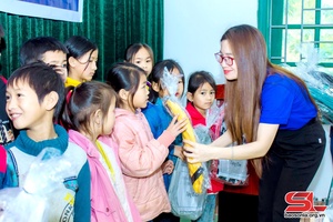  Chương trình Xuân tình nguyện tại xã Đứa Mòn