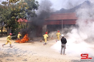 'Thực tập phương án chữa cháy và cứu nạn ở Tân Xuân