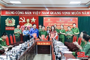 Ký kết quy chế phối hợp tuyên truyền, hướng dẫn thu nhận, cài đặt, kích hoạt tài khoản định danh điện tử