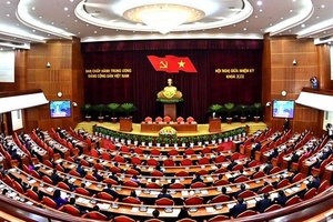 Đẩy mạnh hơn nữa công cuộc đổi mới, thực hiện thắng lợi Nghị quyết Đại hội XIII của Đảng