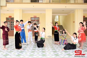 Phong trào văn nghệ quần chúng ở Sốp Cộp
