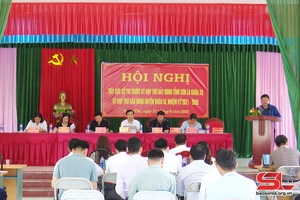  Hội nghị tiếp xúc cử tri trước Kỳ họp thứ bảy HĐND tỉnh khóa XV tại 2 xã Xuân Nha, Vân Hồ