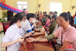 Đồng hành cùng phụ nữ vùng biên